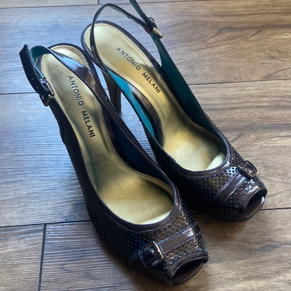 Women’s peep toe heels